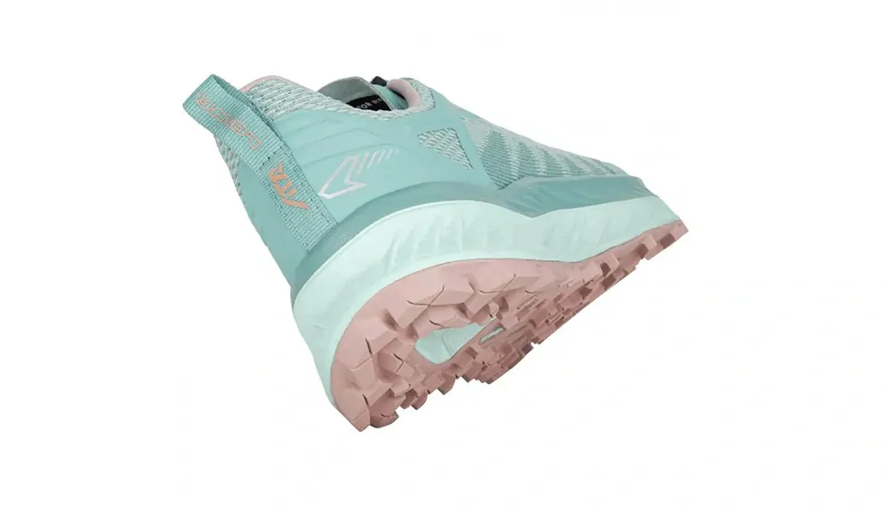 boty W Lowa Fortux GTX arctic / rose > EU 39 / UK 5,5