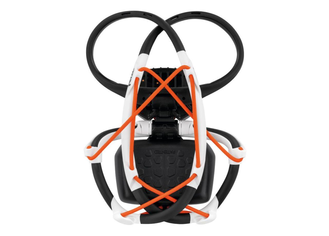 čelovka Petzl Iko Core 500