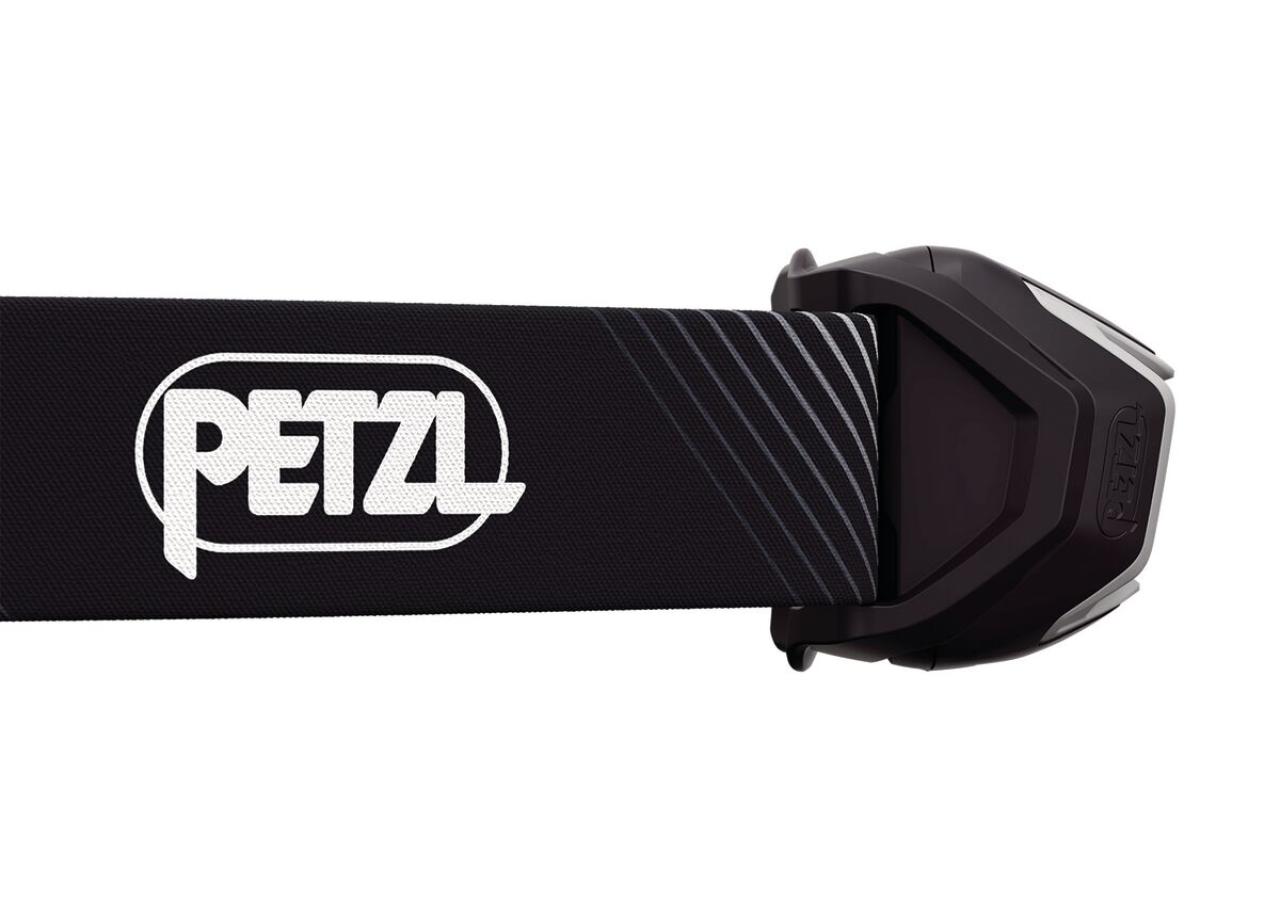 čelovka Petzl Actik Core zelená